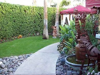 Desert Paradise Resort - Gay Men'S Resort Palm Springs United States